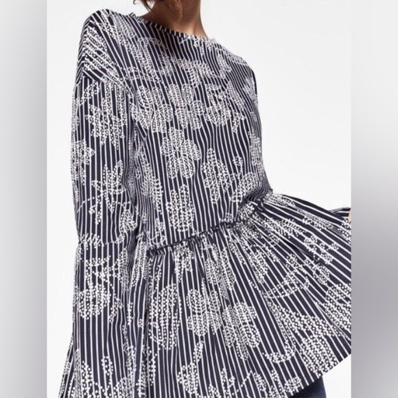 Zara | Floral and Stripes Peplum Top - Picture 5 of 13